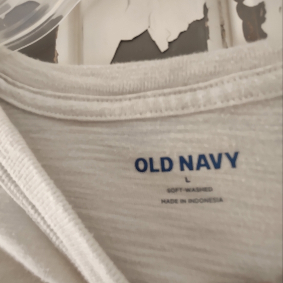 2 LARGE TEES BY OLD NAVY SOFT WASHED - Picture 6 of 7